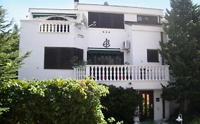 Apartments And Rooms With Parking Space Klenovica, Novi Vinodolski - 5590